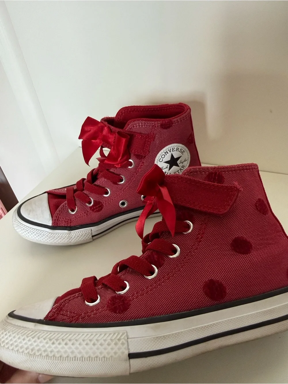 Converse kids Red High-Top Sneakers with Bow Accent